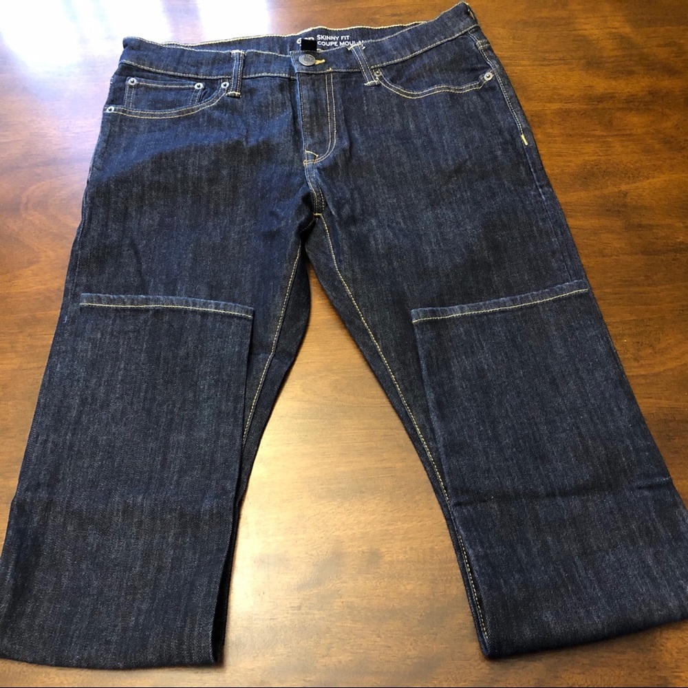 Gap Skinny Fit Jeans 33/32 - NWOT